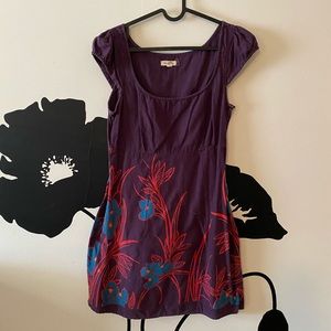 Cap sleeve mini dress